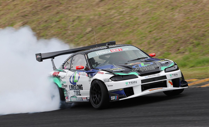 Nissan Silvia S15